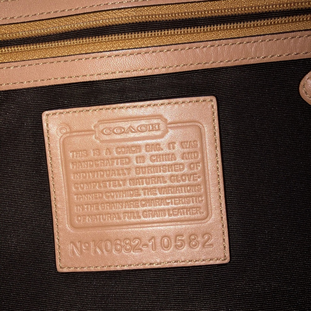 Crossbody coach purse - Picture 6 of 8